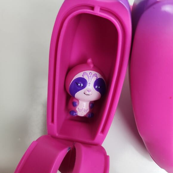 Bananas Bunch Surprise Figures 9 Colored Bananas w/ 12 Animals Inside - Picture 11 of 15